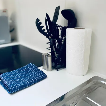 Escapade Romantique - Jacuzzi Et Parking Prive - 002 *