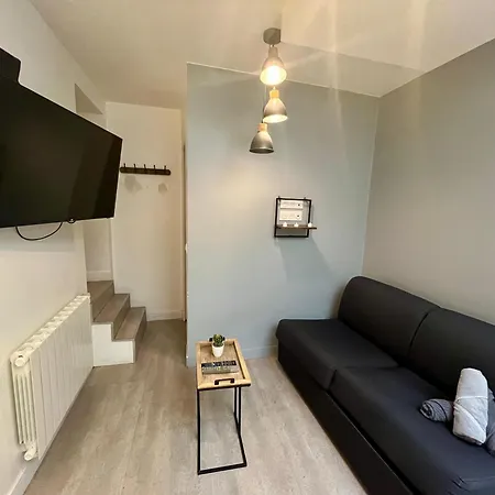 Apartment Escapade Romantique - Jacuzzi Et Parking Prive - 002 Rouen