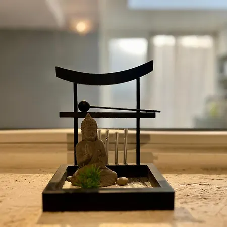 Escapade Romantique - Jacuzzi Et Parking Prive - 002 Апартаменти *